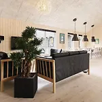 5 Star Holiday Home In Nexo Сasa de vacaciones Snogebæk
