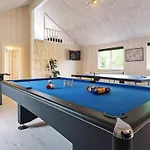 5 Star Holiday Home In Nexo Сasa de vacaciones