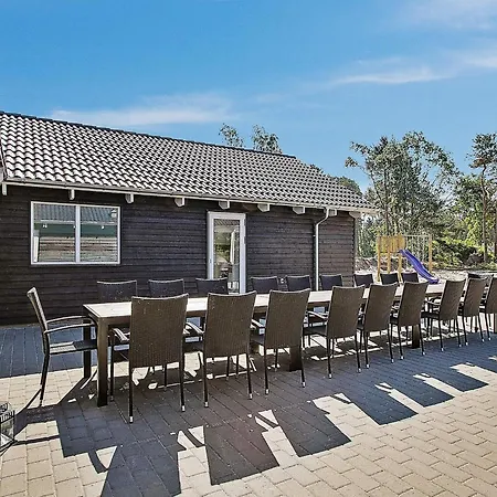 22 Person In Nexo 펜션 Snogebæk