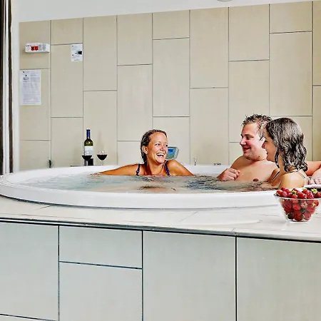5 Star In Nexo Ferienhaus *